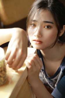 现爱网站在线播放