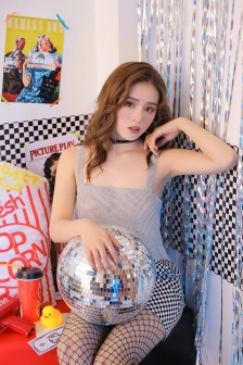 女性腹部按摩手法图解